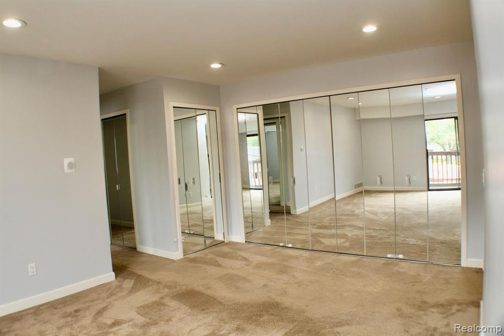 30060 West 12 Mile Road, Unit 94 Farmington, MI 48334 - Photo 3 of 22