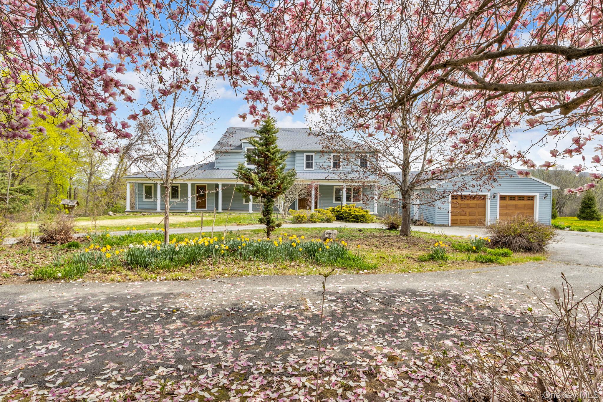 172 Cornwall Hill Road Patterson, NY 12563 - Photo 1 of 1 a front view of a house with a yard