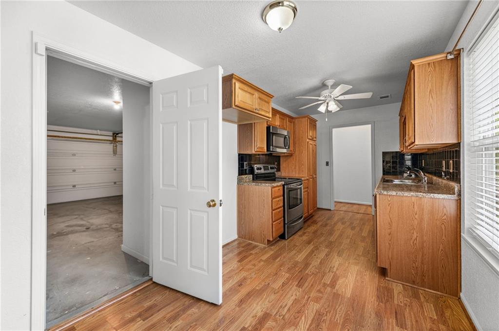 605 Bob F Griffin Road Cameron, MO 64429 - Photo 10 of 35