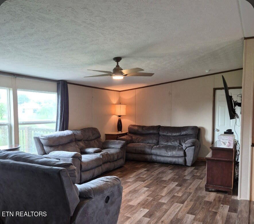5138 Sevierville Road Maryville, TN 37804 - Photo 6 of 18 Screenshot_20260706_183640_Messages