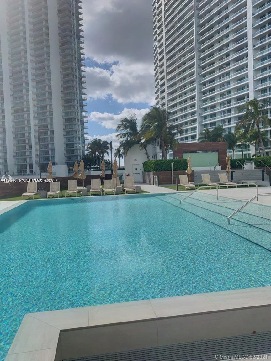 92 Southwest 3rd Street, Unit 1904 Miami, FL 33130 - Photo 8 of 15