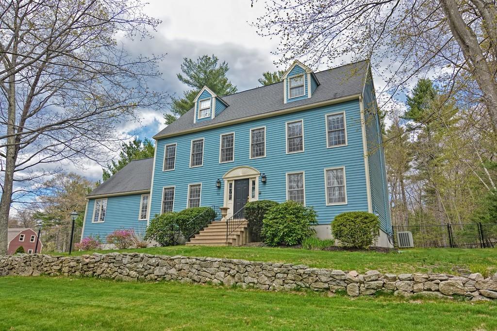 55 Whitewood Road Milford, MA 01757 - Photo 1 of 41 Gallery Image 1