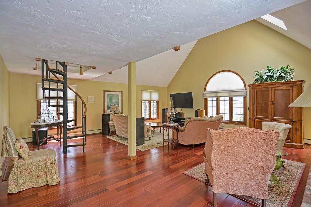 55 Whitewood Road Milford, MA 01757 - Photo 13 of 41 Gallery Image 13