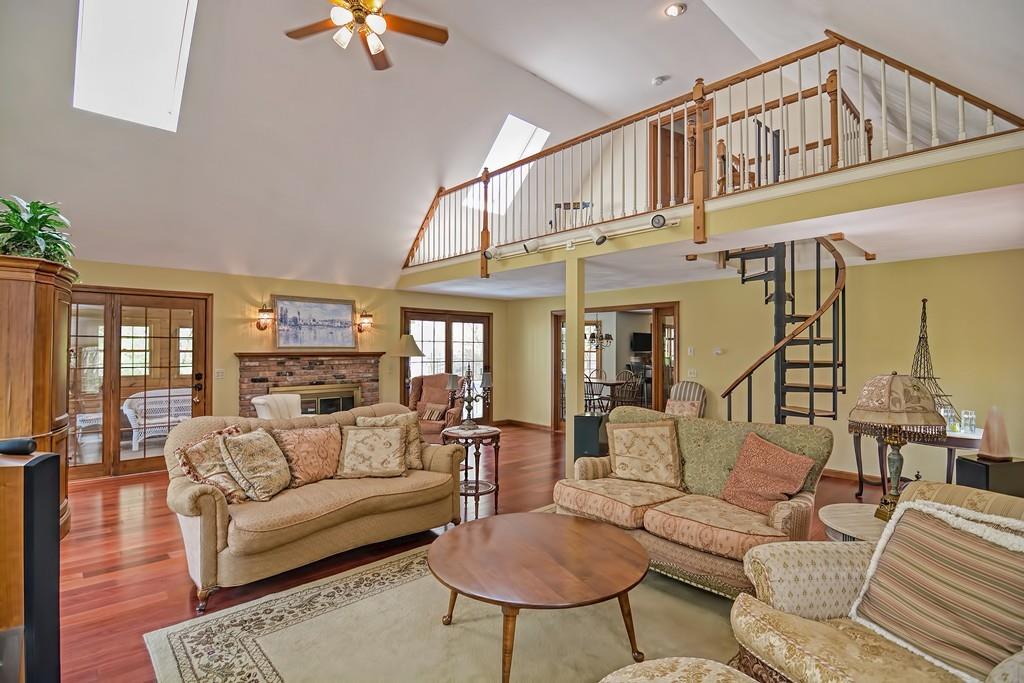 55 Whitewood Road Milford, MA 01757 - Photo 15 of 41 Gallery Image 15