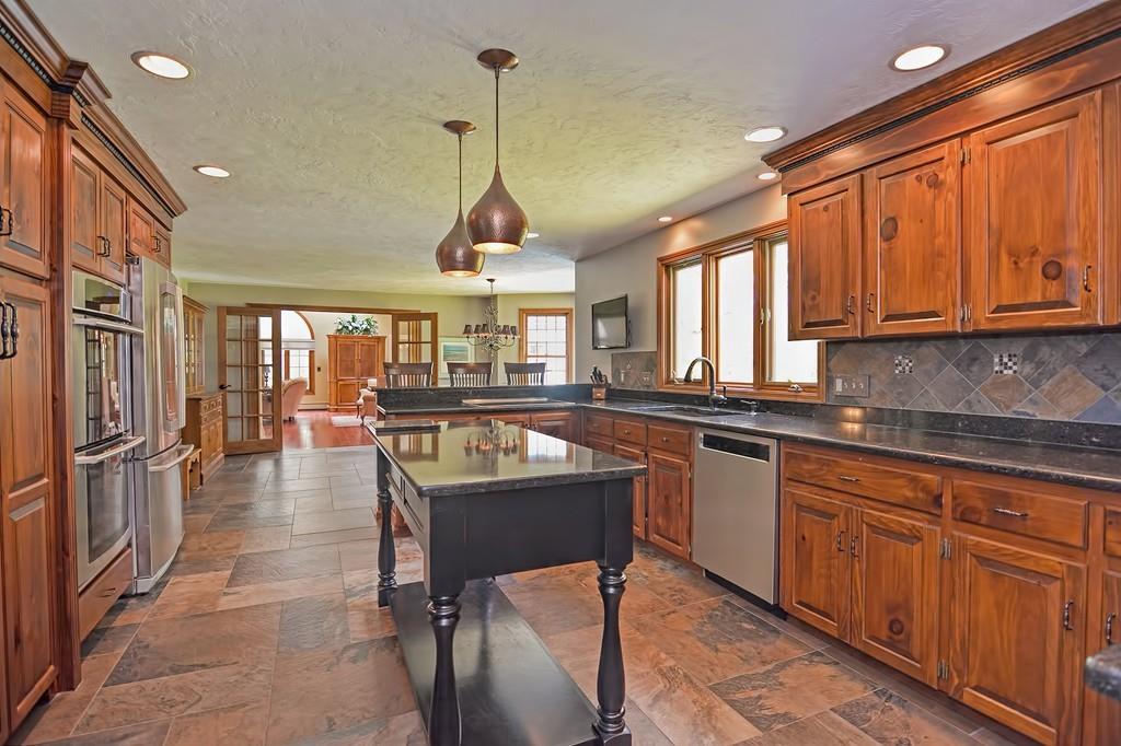 55 Whitewood Road Milford, MA 01757 - Photo 6 of 41 Gallery Image 6