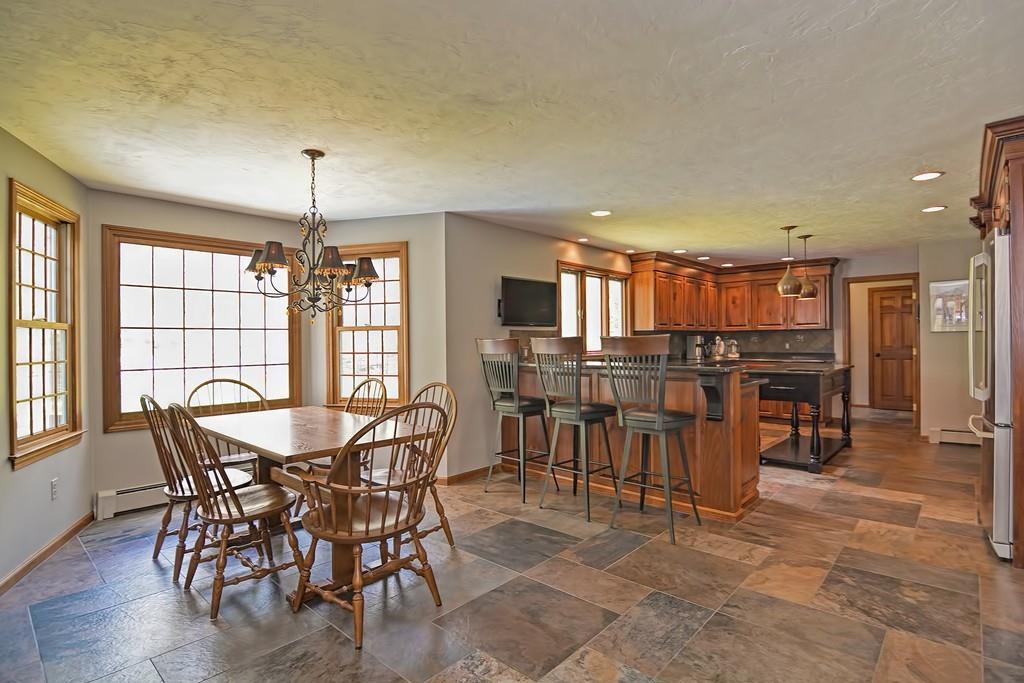 55 Whitewood Road Milford, MA 01757 - Photo 10 of 41 Gallery Image 10