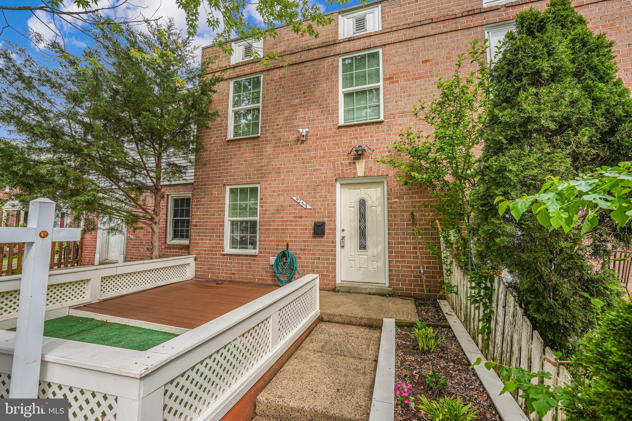 9239 Hood Road Manassas, VA 20110 - Photo 3 of 27