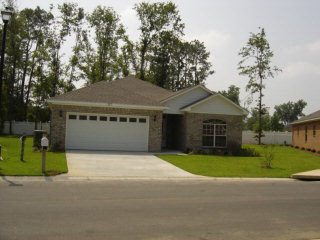 157 Mark Twain Loop Foley, AL 36535 - Photo 1 of 1 Main View