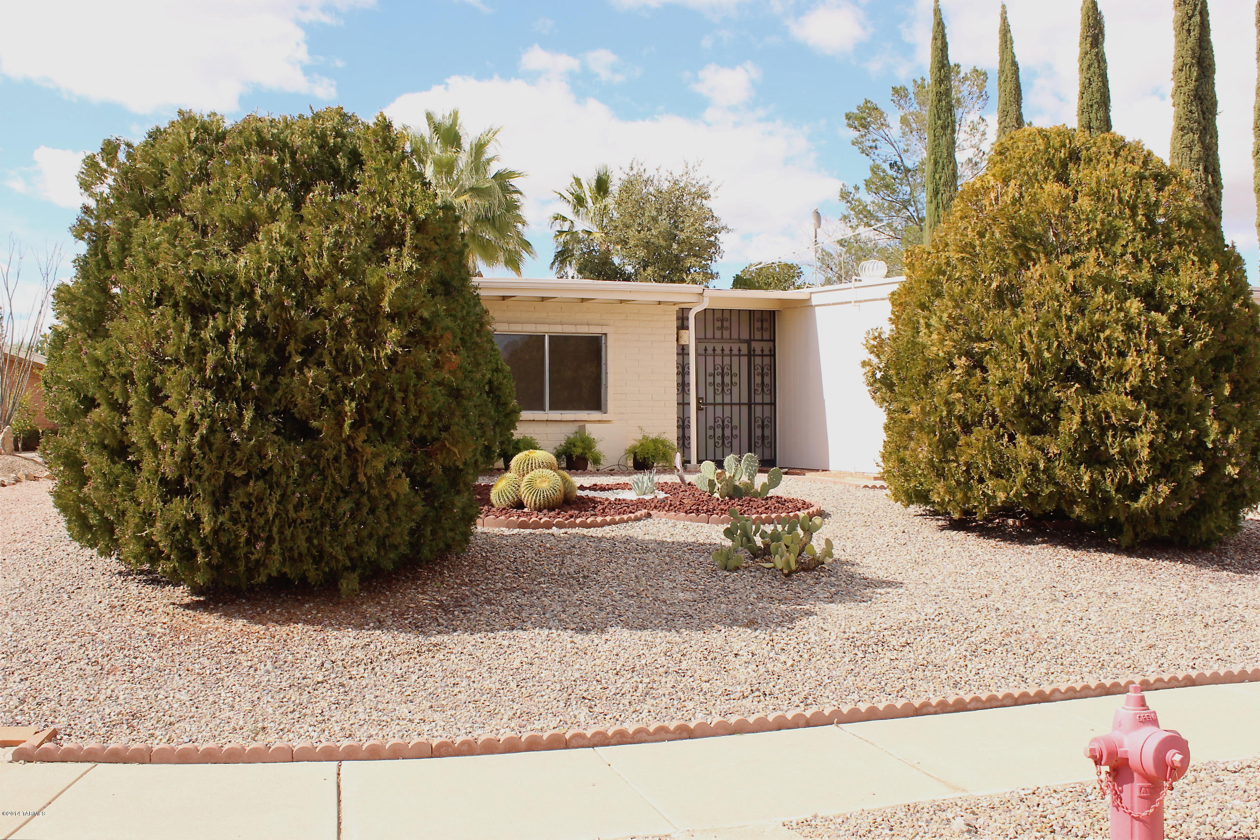 485 West Rio-Santa Cruz Green Valley, AZ 85614 - Photo 1 of 32 Gallery Image 1