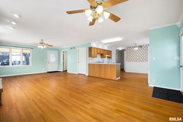 $199,900 | 602 North Pekin Lane, Hanna City, IL 61536