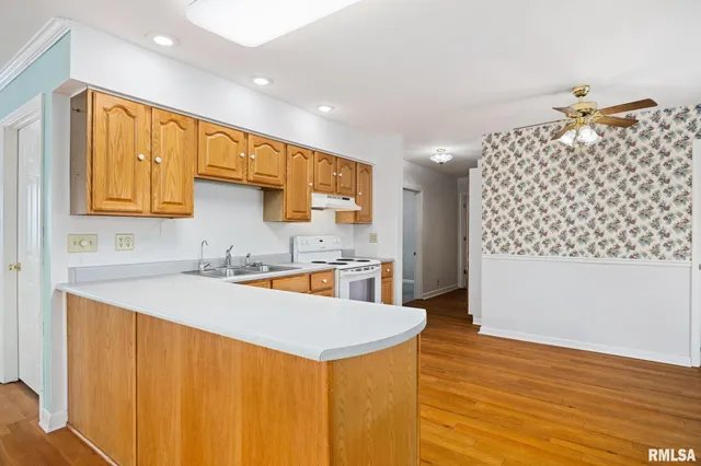 $199,900 | 602 North Pekin Lane, Hanna City, IL 61536