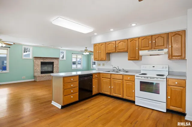 $199,900 | 602 North Pekin Lane, Hanna City, IL 61536