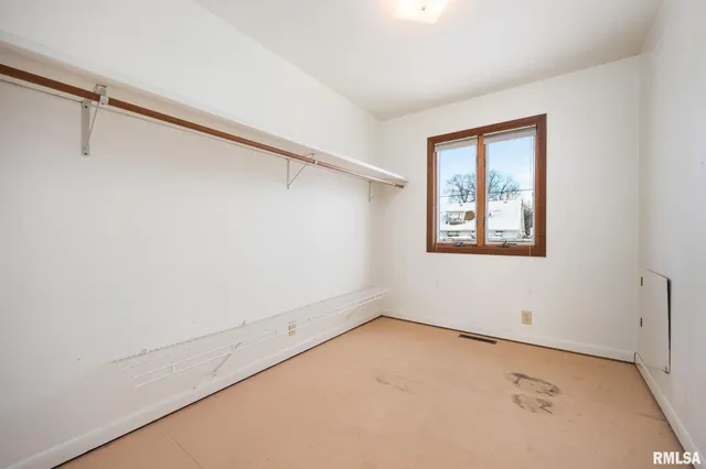 $199,900 | 602 North Pekin Lane, Hanna City, IL 61536