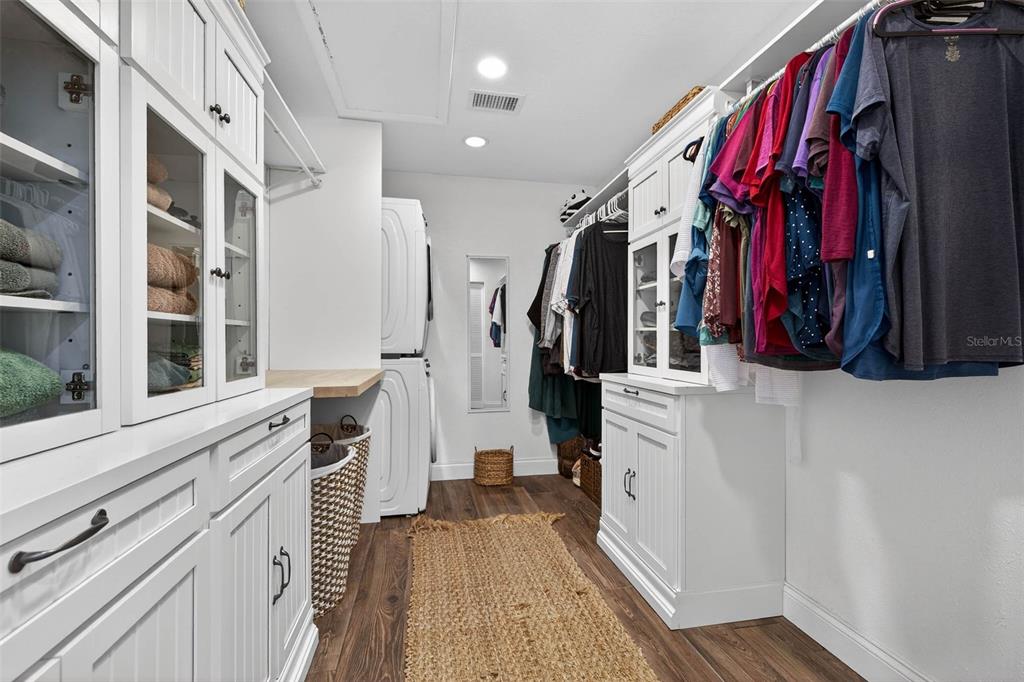 11945 74th Avenue Seminole, FL 33772 - Photo 29 of 47 a view of a walk in closet