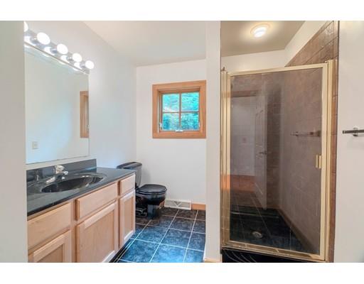 11 Montvale Road Worcester, MA 01609 - Photo 24 of 40 Gallery Image 24