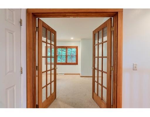 11 Montvale Road Worcester, MA 01609 - Photo 25 of 40 Gallery Image 25