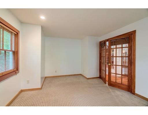 11 Montvale Road Worcester, MA 01609 - Photo 27 of 40 Gallery Image 27