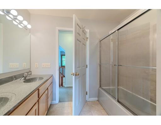 11 Montvale Road Worcester, MA 01609 - Photo 35 of 40 Gallery Image 35