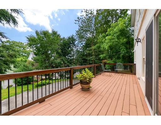 11 Montvale Road Worcester, MA 01609 - Photo 9 of 40 Gallery Image 9