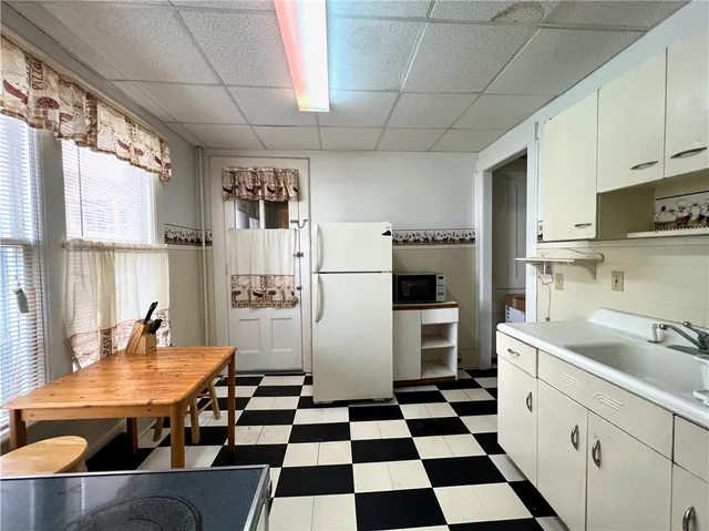 $1,200 | 49 Spruce Street, Unit 1, Oneonta, NY 13820