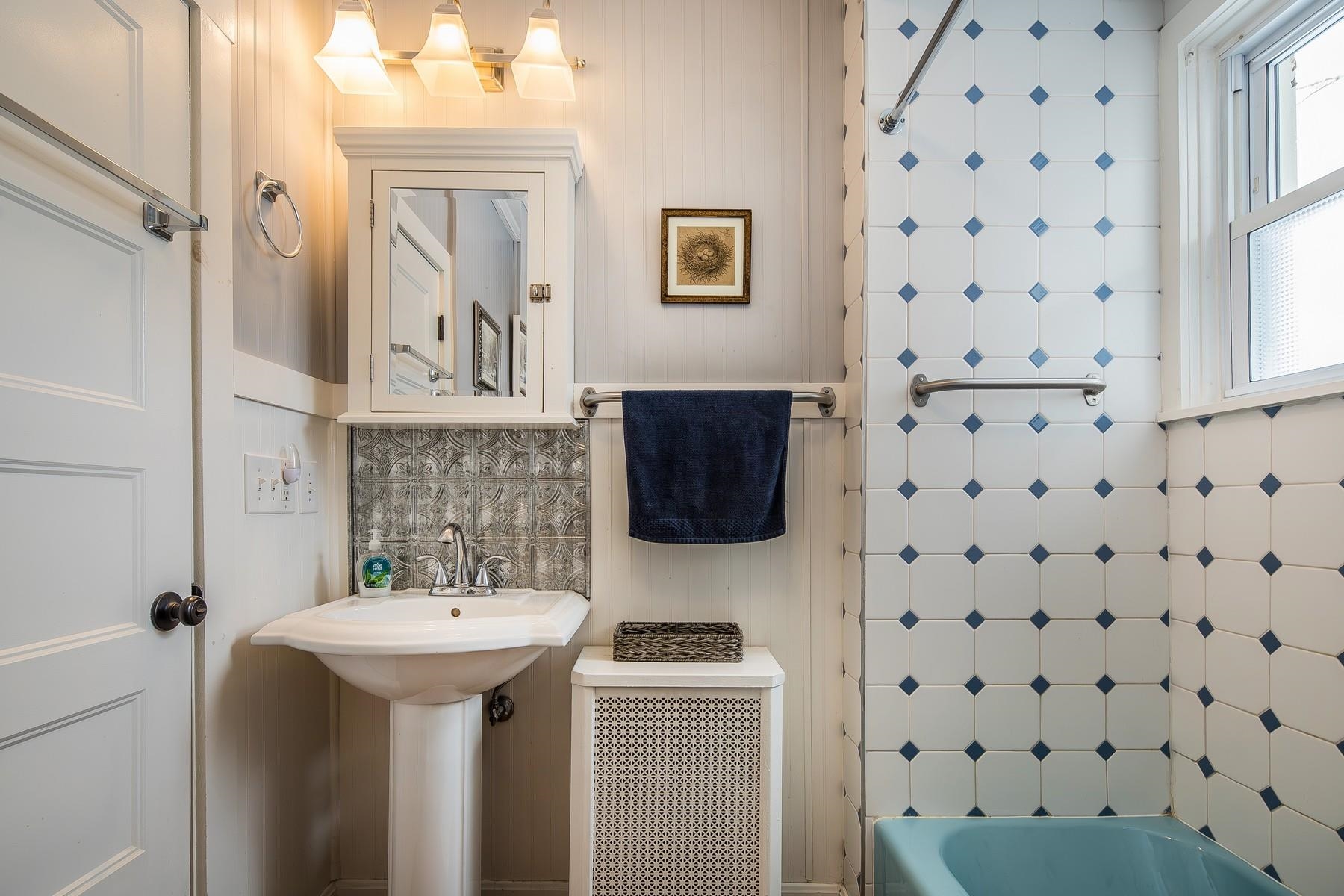 76 South Street Proctor, VT 05765 - Photo 23 of 44