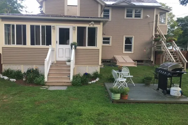 $365,000 | 76 South Street, Proctor, VT 05765