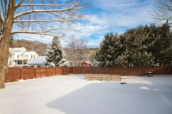 $365,000 | 76 South Street, Proctor, VT 05765