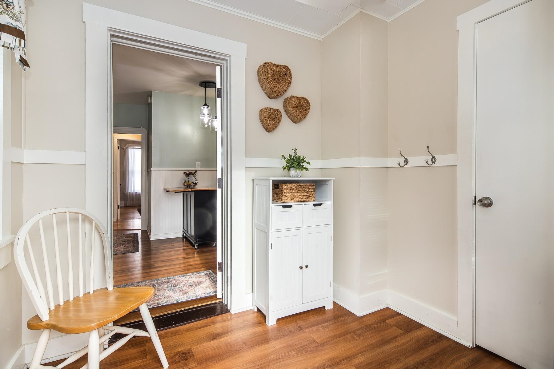 76 South Street Proctor, VT 05765 - Photo 8 of 44