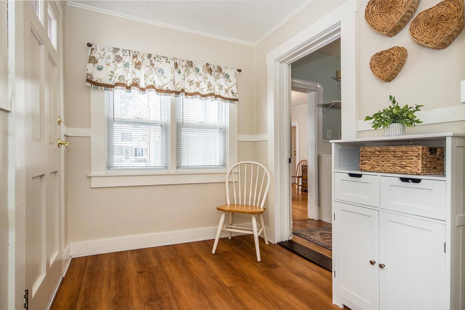 76 South Street Proctor, VT 05765 - Photo 9 of 44