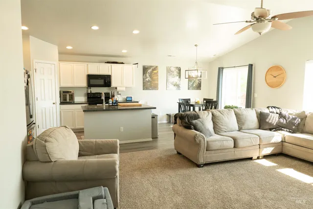 $357,500 | 1680 Southwest Levant Way, Mountain Home, ID 83647