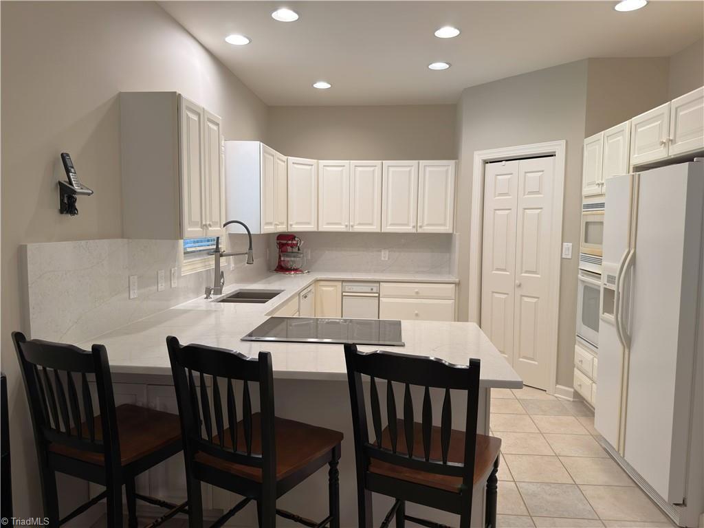606 Dorado Circle High Point, NC 27265 - Photo 11 of 50 Gallery Image 11