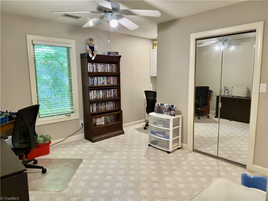 606 Dorado Circle High Point, NC 27265 - Photo 34 of 50 Gallery Image 34