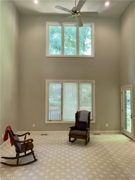 606 Dorado Circle High Point, NC 27265 - Photo 7 of 50 Gallery Image 7