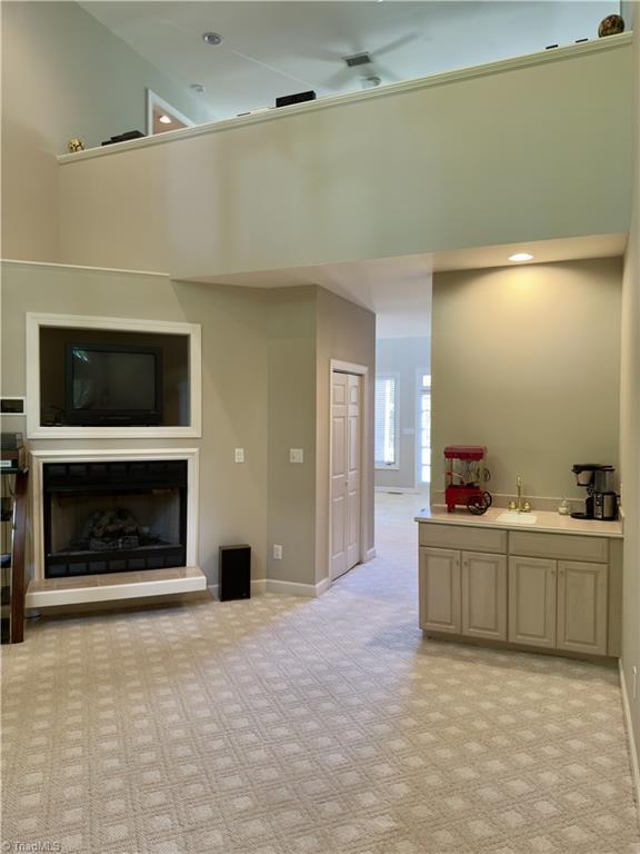 606 Dorado Circle High Point, NC 27265 - Photo 8 of 50 Gallery Image 8