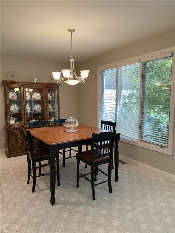 606 Dorado Circle High Point, NC 27265 - Photo 10 of 50 Gallery Image 10