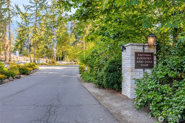 $1,439,950 | 128 Country Club Circle Southwest, Lakewood, WA 98498