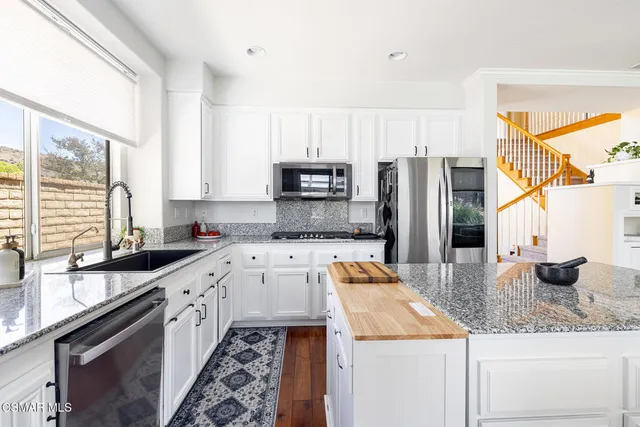 $950,000 | 29047 Ironwood Lane, Saugus, CA 91390