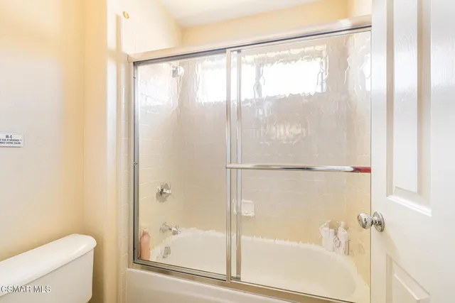 $950,000 | 29047 Ironwood Lane, Saugus, CA 91390