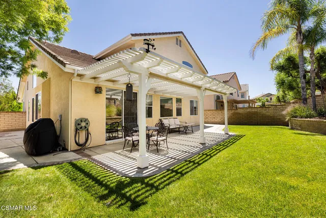 $950,000 | 29047 Ironwood Lane, Saugus, CA 91390