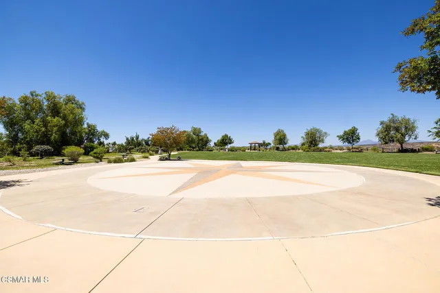 $950,000 | 29047 Ironwood Lane, Saugus, CA 91390