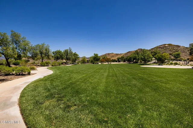 $950,000 | 29047 Ironwood Lane, Saugus, CA 91390