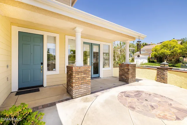 $950,000 | 29047 Ironwood Lane, Saugus, CA 91390