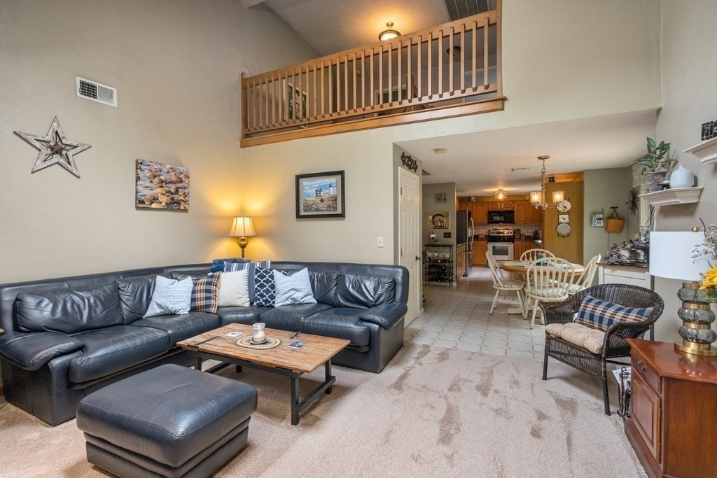 23 Baron Road Franklin, MA 02038 - Photo 14 of 38 Gallery Image 14