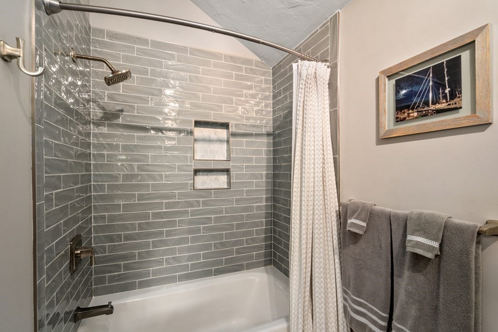 23 Baron Road Franklin, MA 02038 - Photo 31 of 38 Gallery Image 31