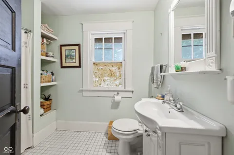 $350,000 | 1124 North Tacoma Avenue, Indianapolis, IN 46201