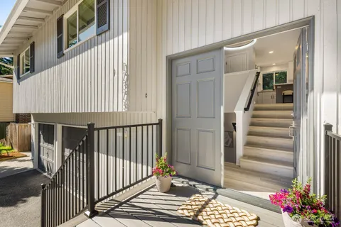 $1,175,000 | 17378 Northeast 160th Street, Woodinville, WA 98072
