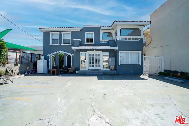 $2,790,000 | 3714 West Pico Boulevard, Los Angeles, CA 90019