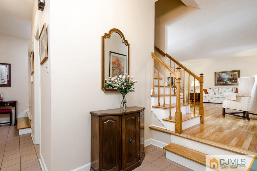 14 Fairfield Road Princeton, NJ 08540 - Photo 2 of 24 a view of a living room