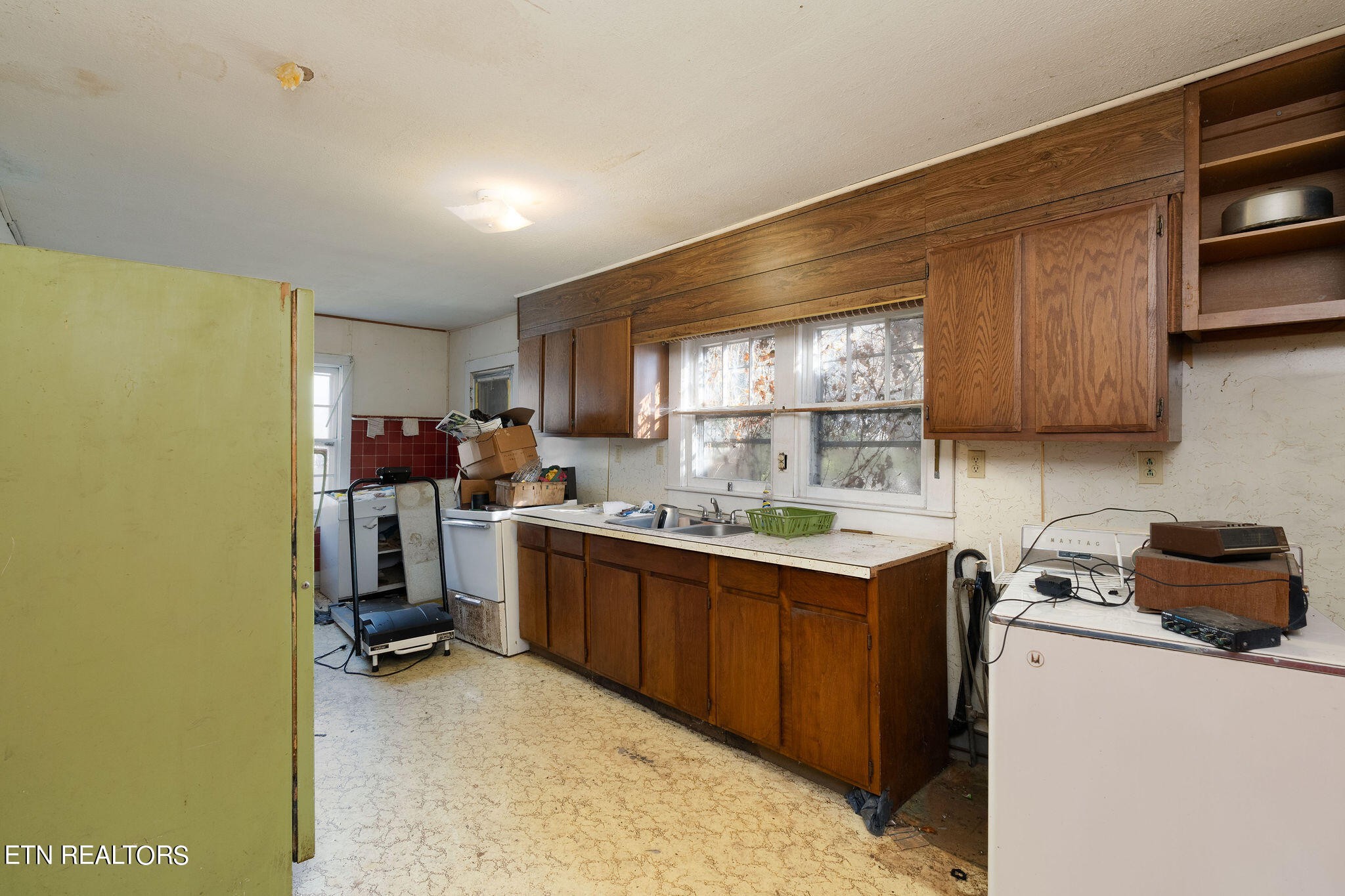 176 Moulton Road Fall Branch, TN 37656 - Photo 10 of 28 Gallery Image 10