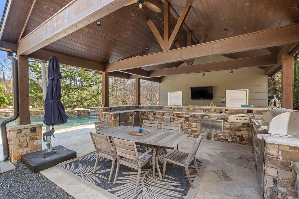 407 Maple Ridge Court Cumming, GA 30028 - Photo 4 of 67